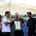 MENERIMA PENGHARGAAN DARI RHR (RECORD HOLDERS REPUBLIC)